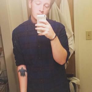 Meet your Posher, Julian